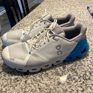 Mens On Cloud Cloudflyer Sneakers